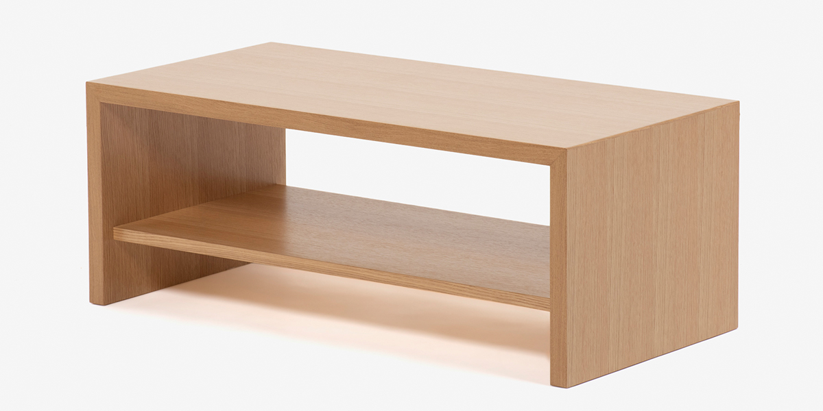シンプルなデザインでおしゃれなセンターテーブル